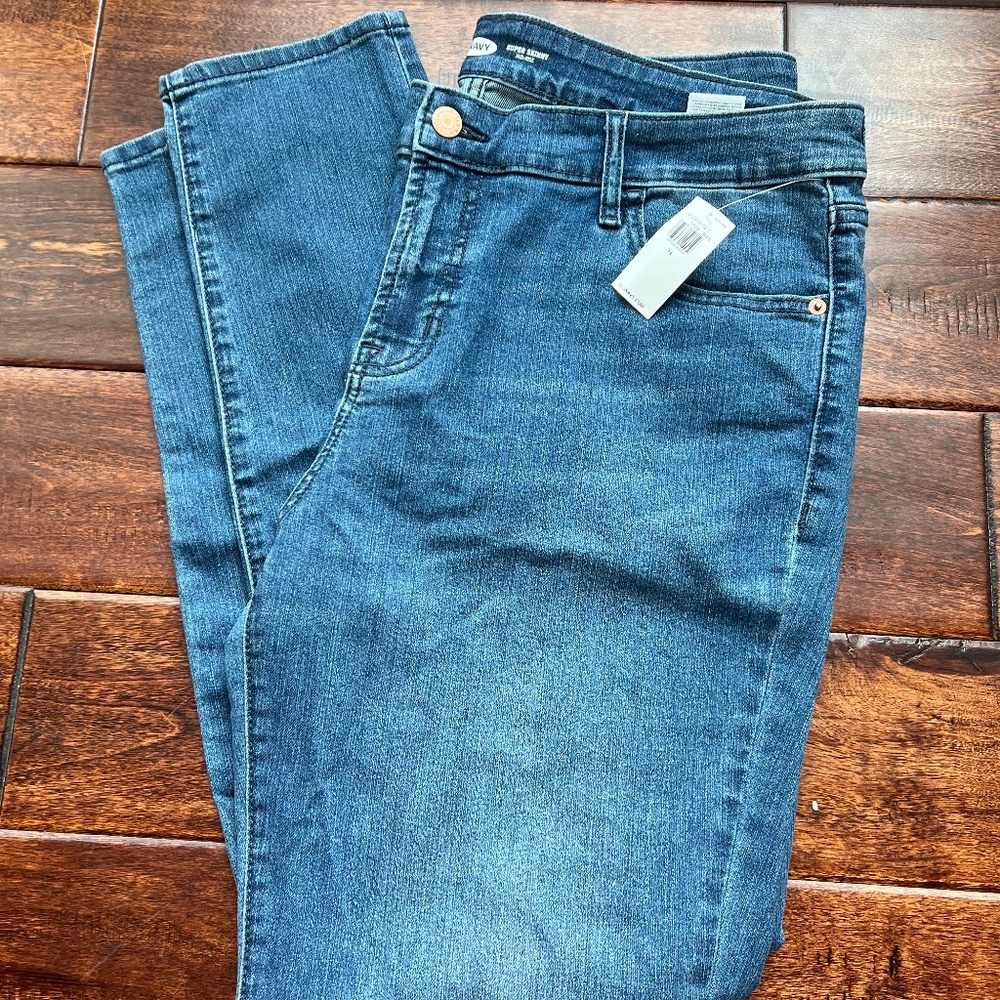Old Navy Skinny Jeans NWT